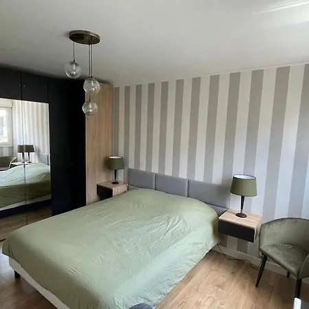 Charmant 45 M2, Hyper Centre